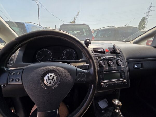 VOLKSWAGEN TOURAN - imagine 6