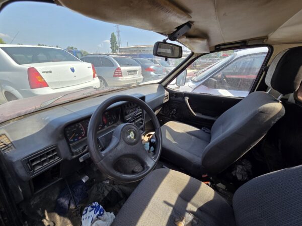 DACIA PICK-UP - imagine 5