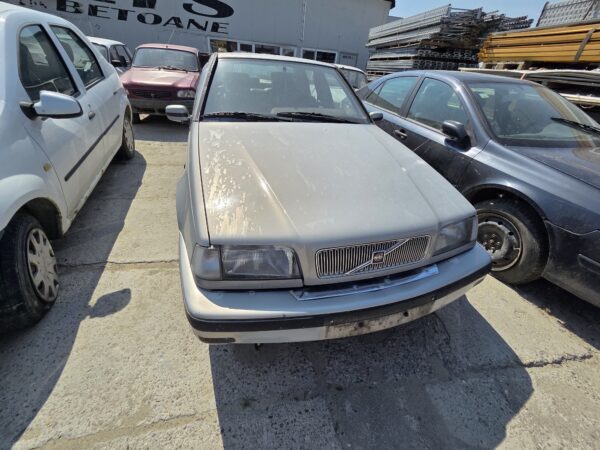 VOLVO 460 - imagine 2