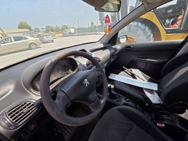 PEUGEOT 206 1.4 BENZINA 8V (KFW) - imagine 4
