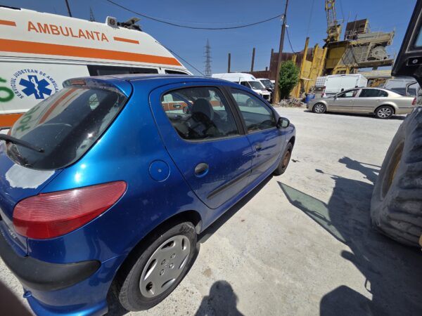 PEUGEOT 206 1.4 BENZINA 8V (KFW) - imagine 3