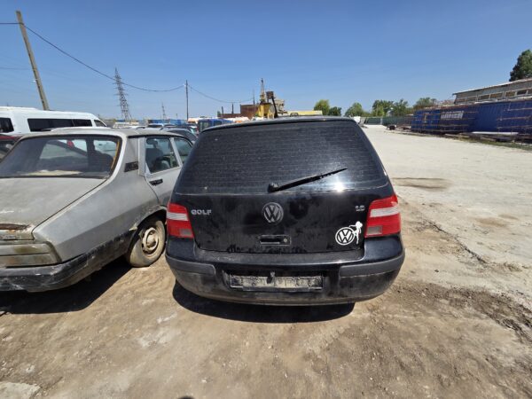 VOLKSWAGEN GOLF 4 1.6 BENZINA (AKL/BCB) - imagine 4