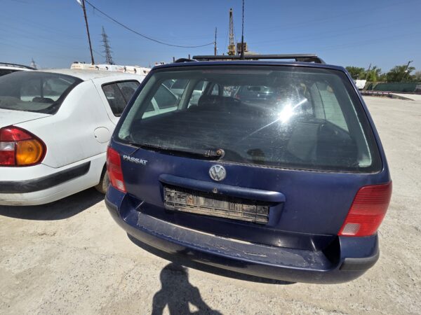 VOLKSWAGEN PASSAT B5 BREAK 1.9 TDI (AJM) - imagine 4