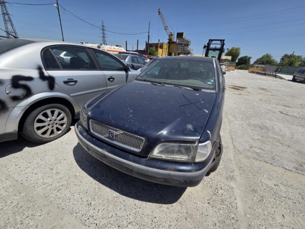VOLVO S40