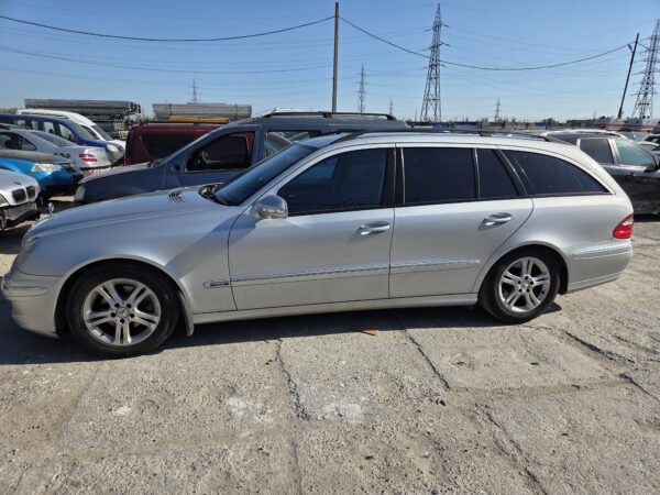 MERCEDES-BENZ W211 KOMBI 220 CDI (646.821) - imagine 2