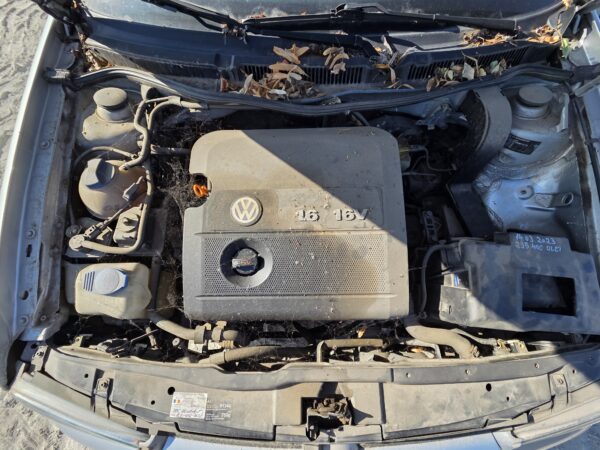 VOLKSWAGEN GOLF 4 1.6 BENZINA (AKL/BCB) - imagine 11