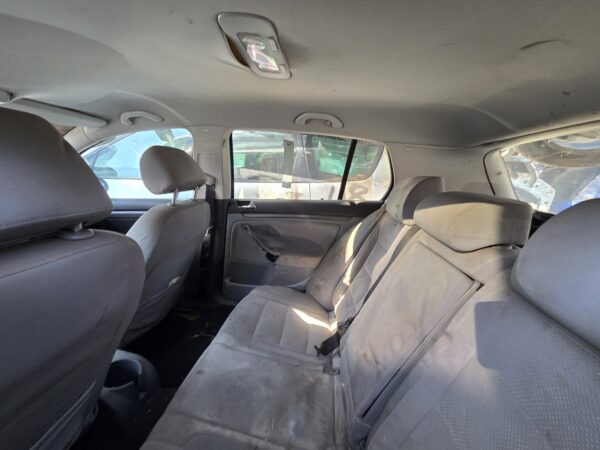 VOLKSWAGEN GOLF 5 1.9 TDI 1 BUC (BXE)/ 1 BUC (BKC) - imagine 8