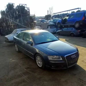AUDI A8 3.0 BENZINA 