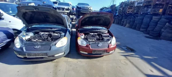 HYUNDAI ACCENT 2008 1.4/1.6 - imagine 3