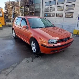 VOLKSWAGEN GOLF 4