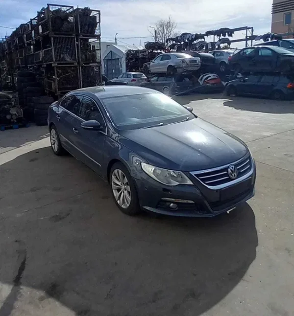 VOLKSWAGEN PASSAT 2.0 TDI 2012