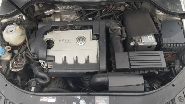 VOLKSWAGEN PASSSAT B6 2.0 TDI - imagine 4