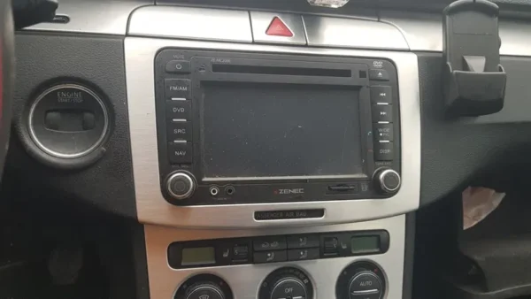 VOLKSWAGEN PASSSAT B6 2.0 TDI - imagine 5