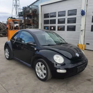 VOLKSWAGEN BEETLE 1.6