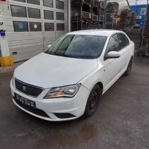 SEAT TOLEDO 2014