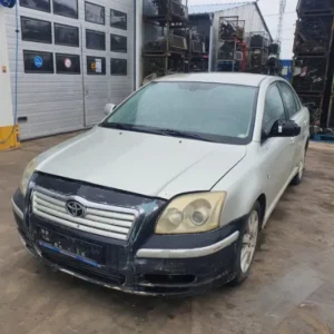 TOYOTA AVENSIS 2.0 2005