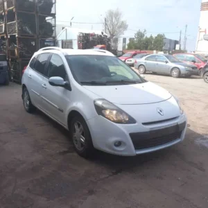RENAULT CLIO 3 BREAK 1.5 DCI 2012