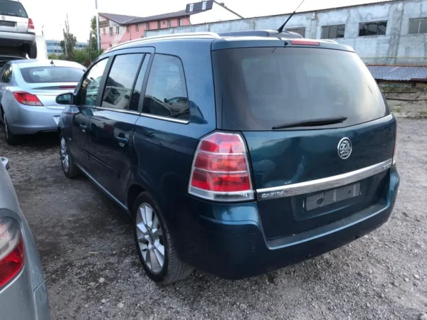 OPEL ZAFIRA B 1.9 CDTI - imagine 3