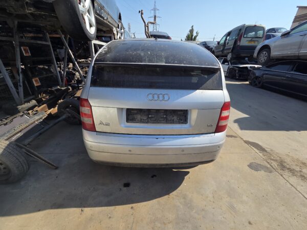 AUDI A2 1.4 BENZINA (AUA) - imagine 3