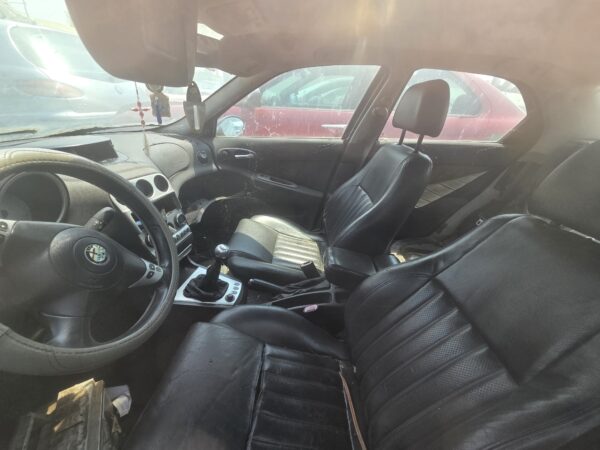ALFA ROMEO 156 1.9 JTD 3 BUC (A5.000/A2.000) - imagine 5