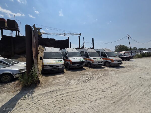 AMBULANTE IVECO DAILY 4 BUC/VOLKSWAGEN TRANSPORTER 3 BUC/MERCEDES VITO 2 BUC
