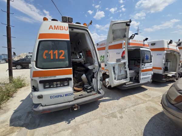 AMBULANTE IVECO DAILY 4 BUC/VOLKSWAGEN TRANSPORTER 3 BUC/MERCEDES VITO 2 BUC - imagine 4