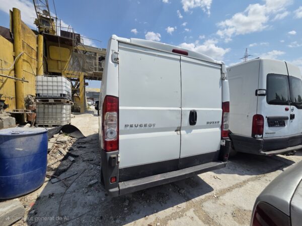 PEUGEOT BOXER 2.2 HDI/ NISSAN INTERSTAR 1.9 DCI/ RENAULT MASTER 2 2.5 DCI 2 BUC - imagine 2