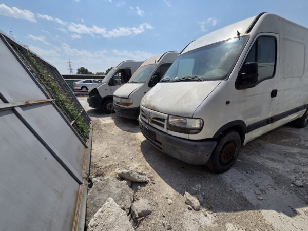 PEUGEOT BOXER 2.2 HDI/ NISSAN INTERSTAR 1.9 DCI/ RENAULT MASTER 2 2.5 DCI 2 BUC - imagine 5