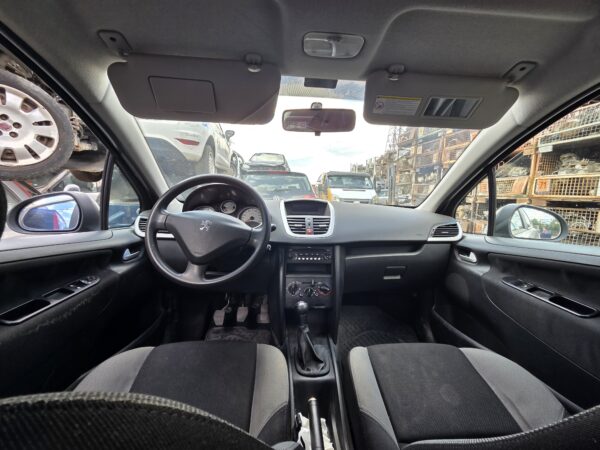 PEUGEOT 207 1.4 HDI (8FS) - imagine 5