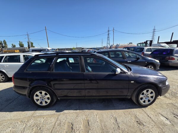 AUDI A4 B6 1.9 TDI (AJM) - imagine 3