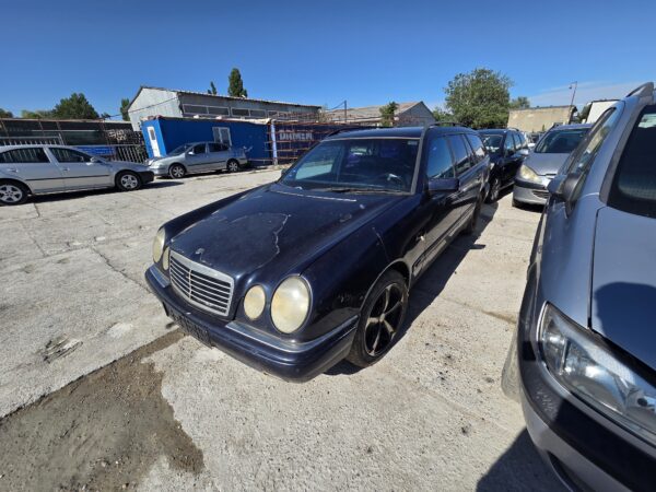 MERCEDES-BENZ W210 E200/E220 (111.942/604.912) - imagine 2