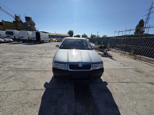 SKODA OCTAVIA 1