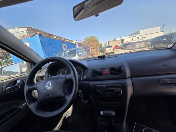 SKODA OCTAVIA 1 1.6 MPI 1 BUC/1.9 TDI 2 BUC (AVU/ALH) - imagine 6