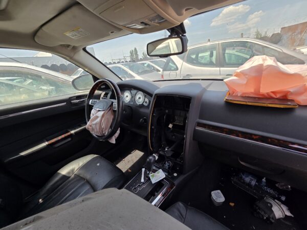 CHRYSLER 300C V6 (642.982) - imagine 5