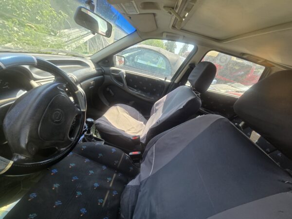 OPEL ASTRA F 1.6i - imagine 5