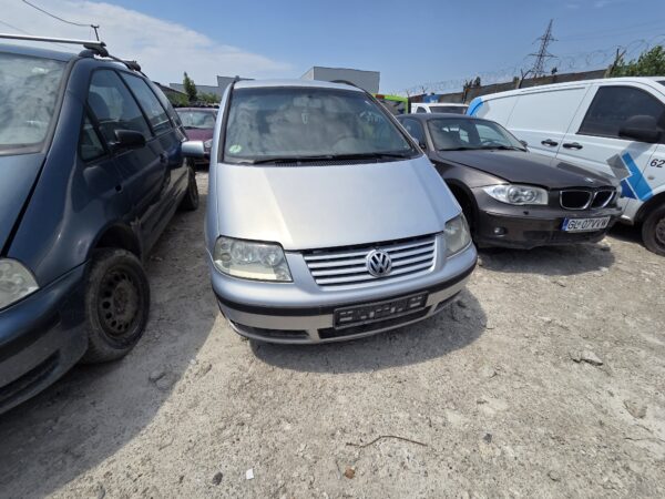 VOLKSWAGEN SHARAN 1 1.9 TDI 2 BUC (AUY) - imagine 5