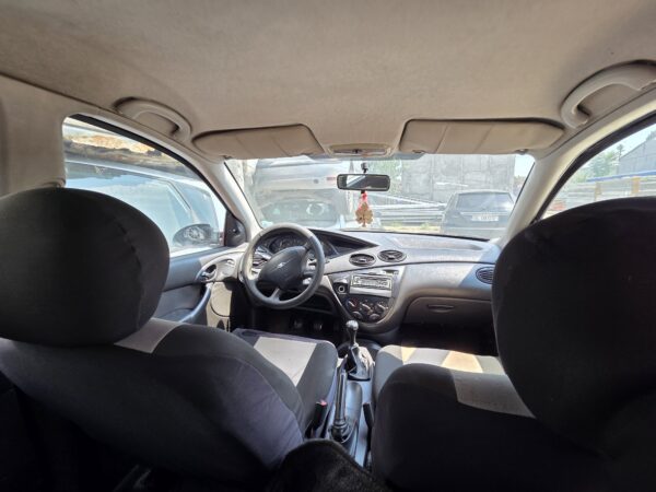 FORD FOCUS MK1 2 BUCATI HATCHBACK/ 1 BUCATA SEDAN (FYDA/FXDD/HXDA) - imagine 5