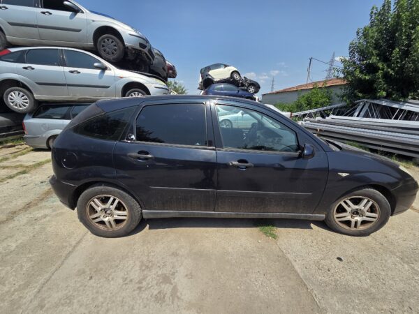 FORD FOCUS MK1 2 BUCATI HATCHBACK/ 1 BUCATA SEDAN (FYDA/FXDD/HXDA) - imagine 10