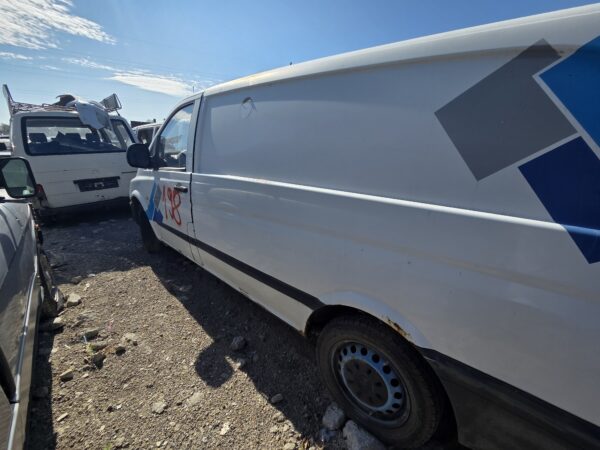 MERCEDES-BENZ VITO 639 2 BUC/ 109 CDI 1 BUC - imagine 8