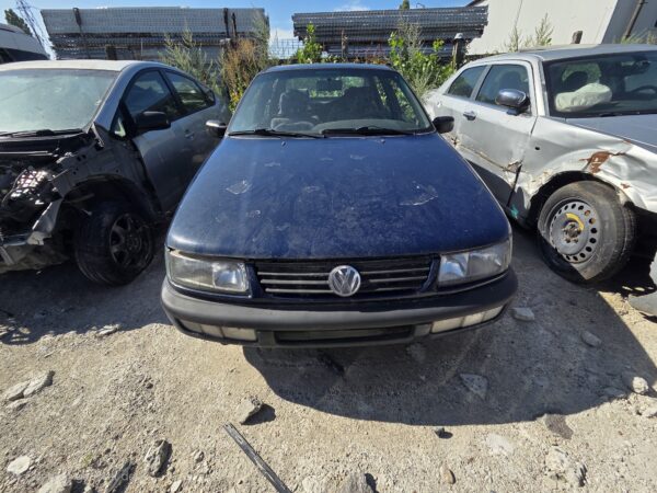 VOLKSWAGEN PASSAT B4 CL