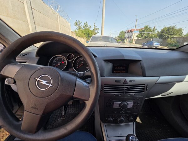 OPEL ASTRA H BREAK/HATCHBACK 1.6 BENZINA (Z16XEP) - imagine 11