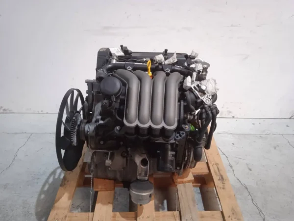 MOTOR 2.0 BENZINA AZM