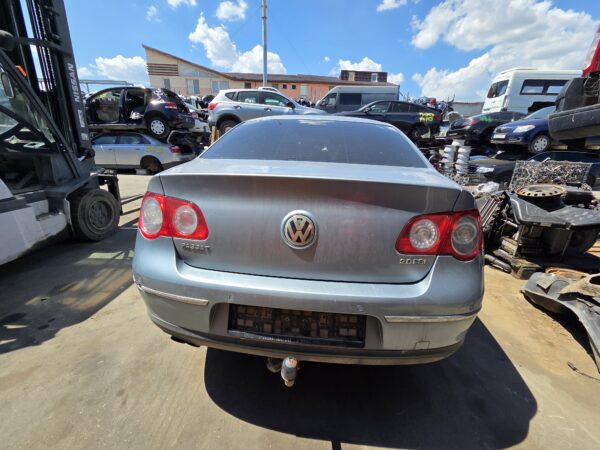 VOLKSWAGEN PASSAT B6 2.0 FSI MOTOR DEFECT (BLR) - imagine 2