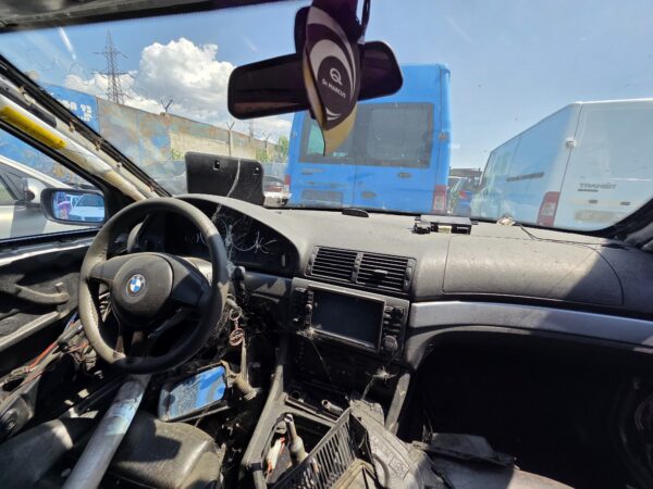 BMW SERIA 5 E39 520D (204D1) - imagine 6