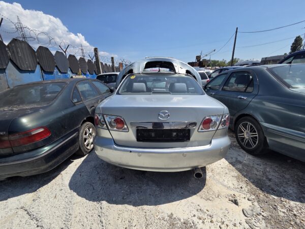 MAZDA 6 I 1.8 16V (L8) - imagine 3