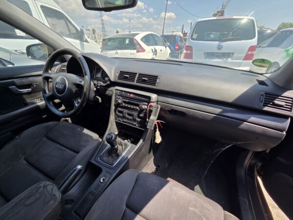 AUDI A4 B6 1.9 TDI (AWX) - imagine 6