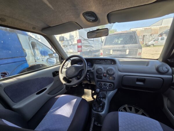 DACIA SOLENZA 1.4 MPI (E7J-A2) - imagine 4