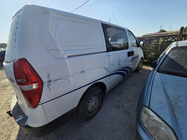 HYUNDAI H-1 2.5 DIESEL (D4CB) - imagine 3