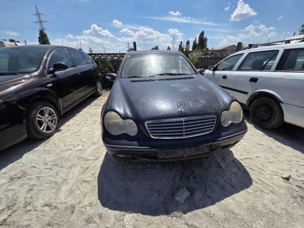 MERCEDES-BENZ W203 C200 CDI SEDAN (611.962)