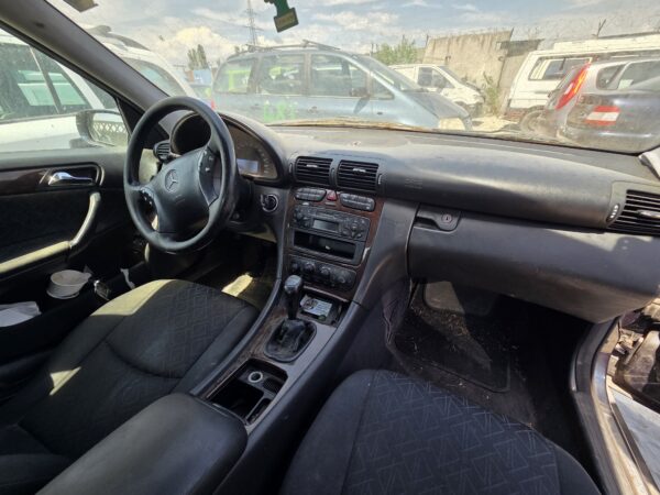 MERCEDES-BENZ W203 C200 CDI SEDAN (611.962) - imagine 5